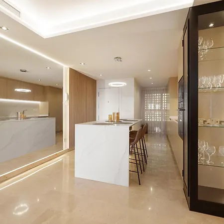 El Oasis De With Sea View Marbella